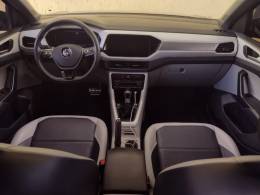 VOLKSWAGEN - T-CROSS - 2020/2021 - Azul - R$ 114.900,00