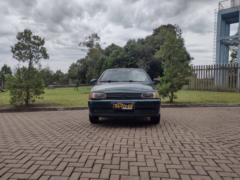 VOLKSWAGEN - GOL - 1997/1998 - Verde - R$ 10.900,00