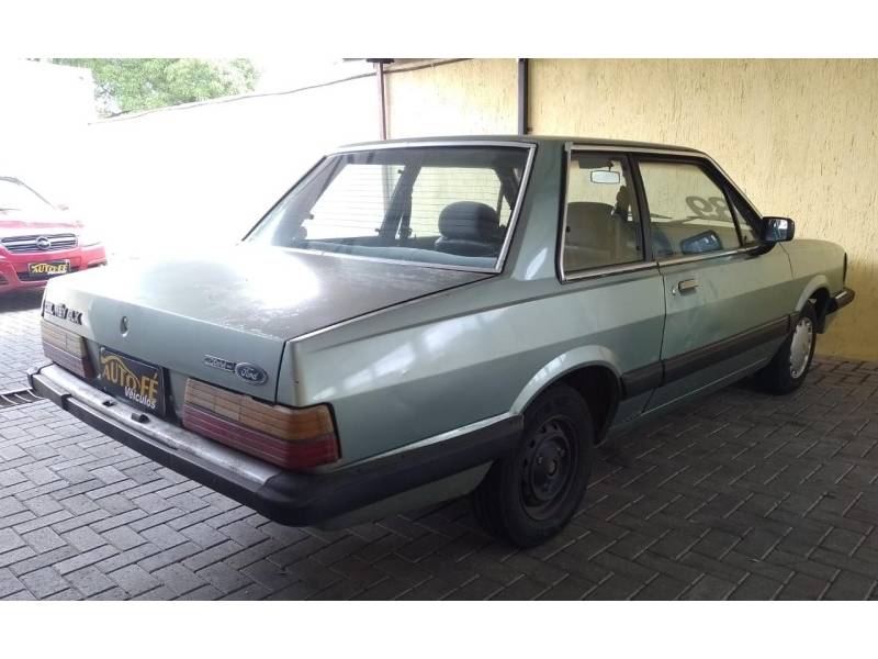 FORD - DEL REY - 1988/1989 - Verde - R$ 16.900,00