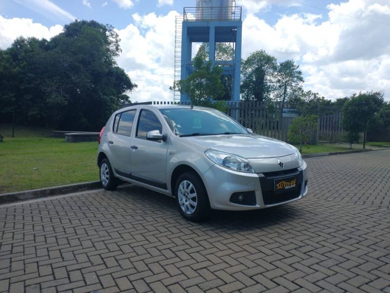 RENAULT - SANDERO - 2012/2013 - Prata - R$ 37.900,00