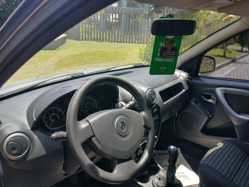 RENAULT - SANDERO - 2012/2013 - Prata - R$ 37.900,00