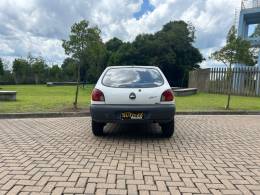 FORD - FIESTA - 1998/1999 - Branca - R$ 10.900,00