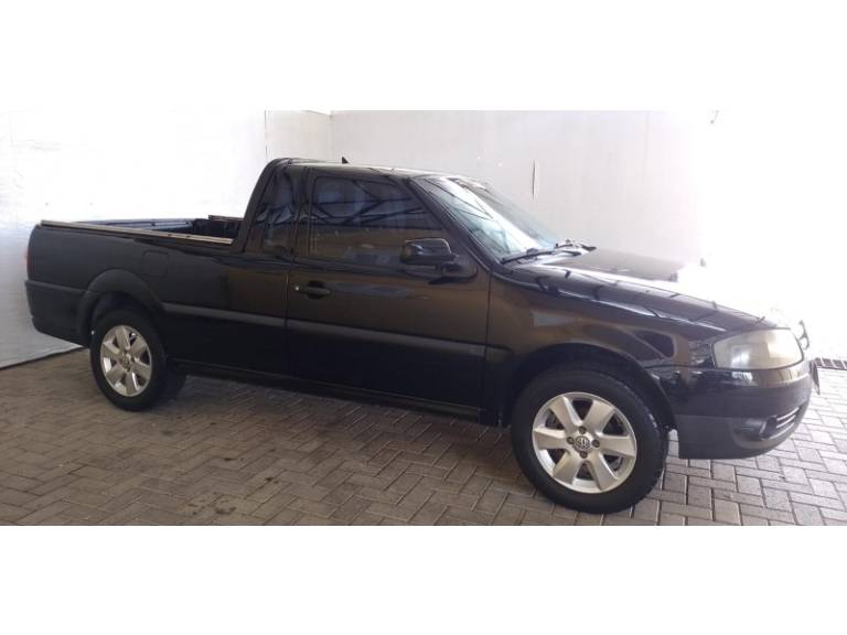 VOLKSWAGEN - SAVEIRO - 2009/2010 - Preta - R$ 42.900,00