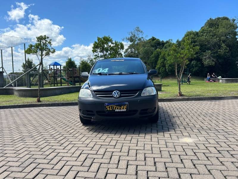 VOLKSWAGEN - FOX - 2004/2004 - Preta - R$ 24.900,00