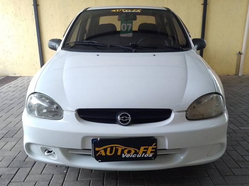 CHEVROLET - CLASSIC - 2006/2007 - Branca - R$ 27.900,00