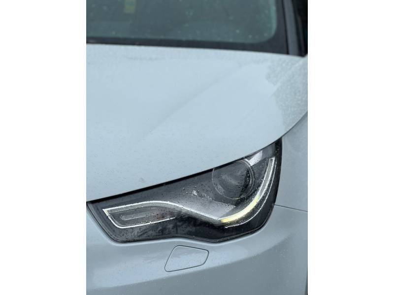 AUDI - A1 - 2013/2013 - Branca - R$ 66.900,00