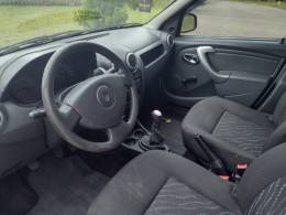 RENAULT - LOGAN - 2013/2013 - Prata - R$ 29.900,00