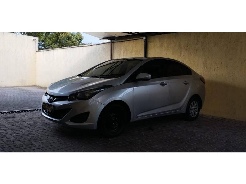 HYUNDAI - HB20S - 2015/2015 - Prata - R$ 59.900,00