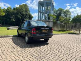 CHEVROLET - CLASSIC - 2004/2005 - Preta - R$ 19.900,00