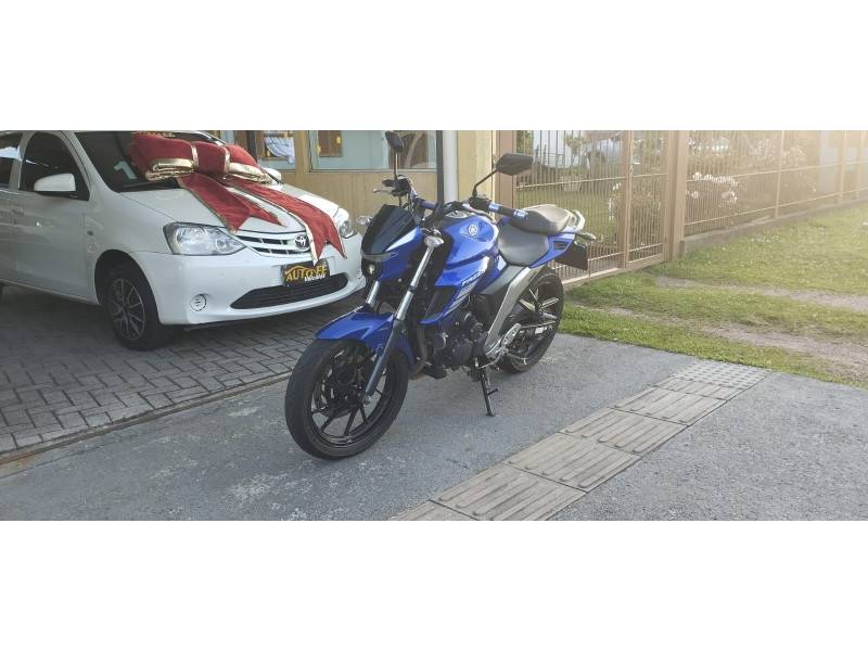 YAMAHA - FAZER - 2023/2023 - Azul - R$ 25.900,00