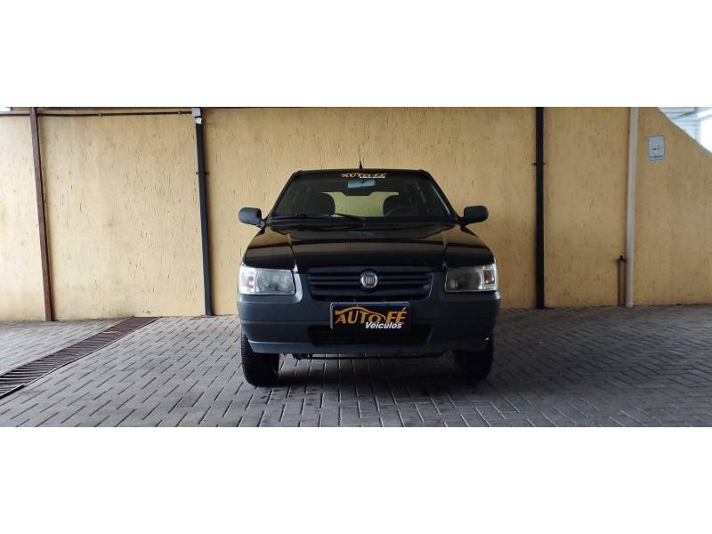 FIAT - UNO - 2011/2012 - Preta - R$ 32.900,00