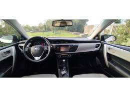 TOYOTA - COROLLA - 2016/2017 - Branca - R$ 95.900,00
