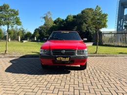 FIAT - UNO - 2005/2006 - Vermelha - R$ 19.900,00