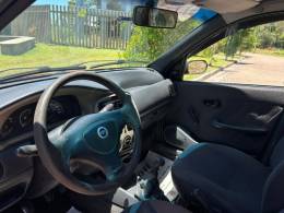 FIAT - PALIO - 2003/2003 - Vermelha - R$ 21.900,00