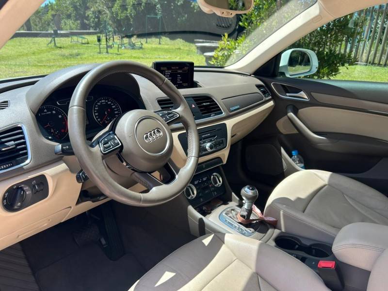 AUDI - Q3 - 2014/2015 - Branca - R$ 92.900,00