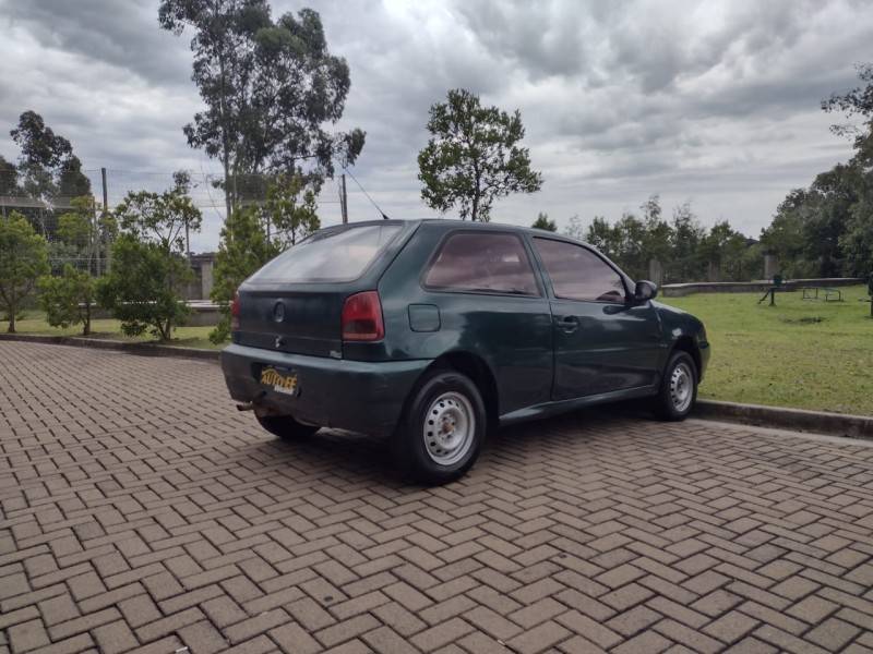 VOLKSWAGEN - GOL - 1997/1998 - Verde - R$ 10.900,00