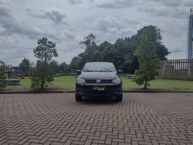 VOLKSWAGEN - FOX - 2011/2012 - Preta - R$ 37.900,00
