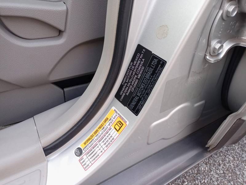 CHEVROLET - CAPTIVA - 2010/2010 - Prata - R$ 42.900,00