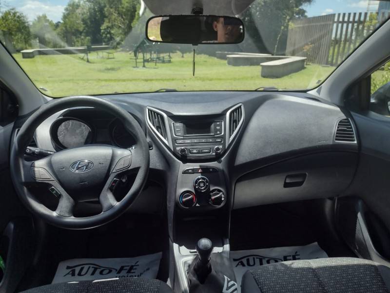 HYUNDAI - HB20 - 2018/2019 - Prata - R$ 59.900,00