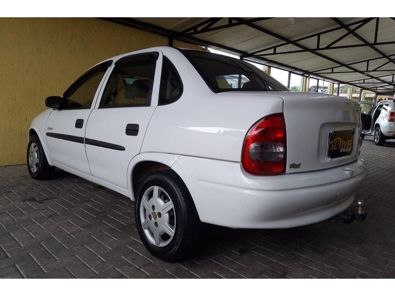 CHEVROLET - CLASSIC - 2006/2007 - Branca - R$ 27.900,00