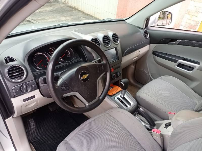 CHEVROLET - CAPTIVA - 2010/2010 - Prata - R$ 42.900,00
