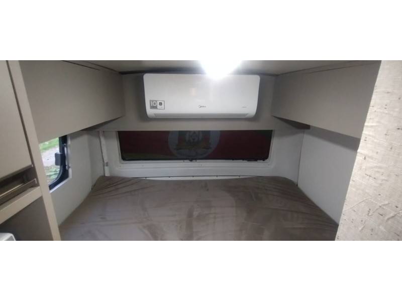 MARCOPOLO - VOLARE - 2004/2005 - Branca - R$ 296.000,00