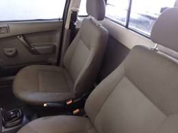 VOLKSWAGEN - SAVEIRO - 2009/2010 - Preta - R$ 42.900,00