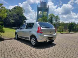 RENAULT - SANDERO - 2012/2013 - Prata - R$ 37.900,00