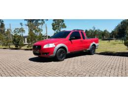 FIAT - STRADA - 2010/2011 - Vermelha - R$ 43.900,00