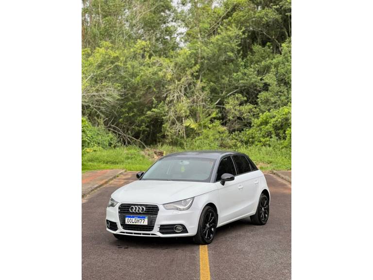 AUDI - A1 - 2013/2013 - Branca - R$ 66.900,00